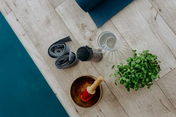 How can older adults incorporate strength training safely into their fitness routine?